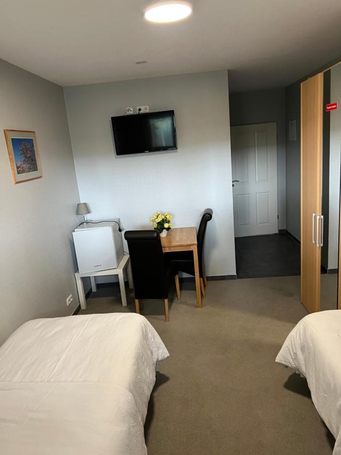 Motel Am Outletcenter Neumuenster Ngoại thất bức ảnh